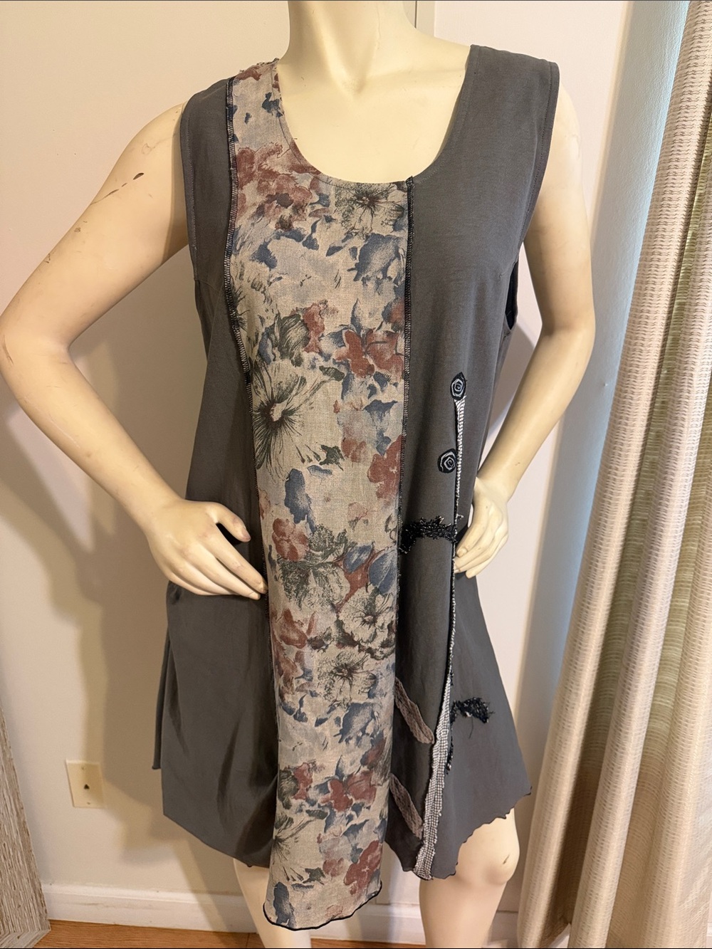 Sleeveless Gray Midi Dress with Floral Front Panel